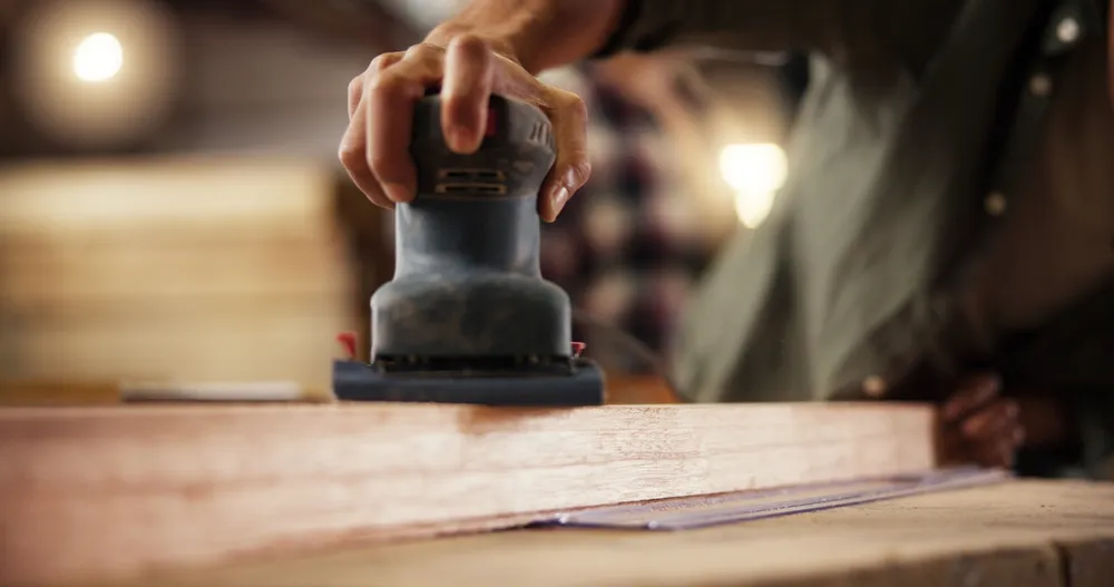 Quelle est la différence entre un ébéniste et un menuisier ?